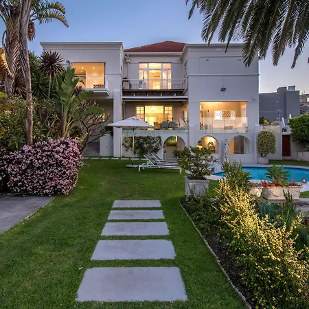 The Clarendon - Fresnaye-2