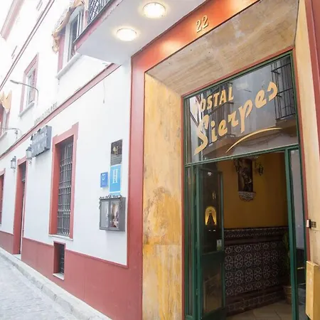 Hostal Sierpes-2