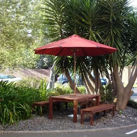 Off Broadway Motel-2