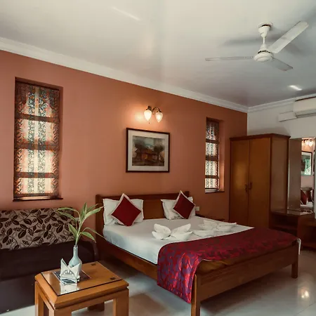 Renzo'S Inn-2