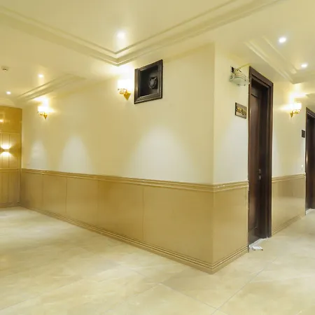 Treebo Premium Relax Inn Patel Nagar-3