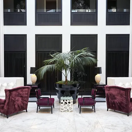 Queen Victoria Hotel By Newmark-3