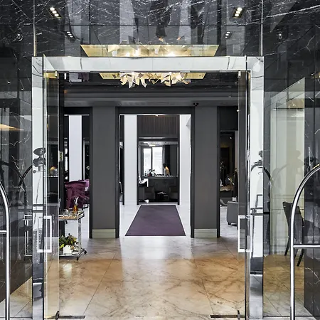 Queen Victoria Hotel By Newmark-2