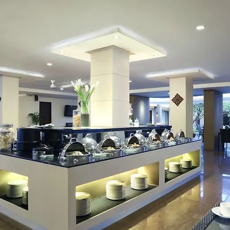 Hotel Santika Kuta-3