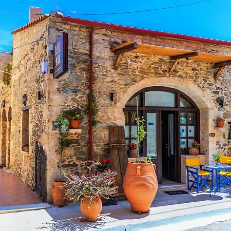 Idili Traditional House-2