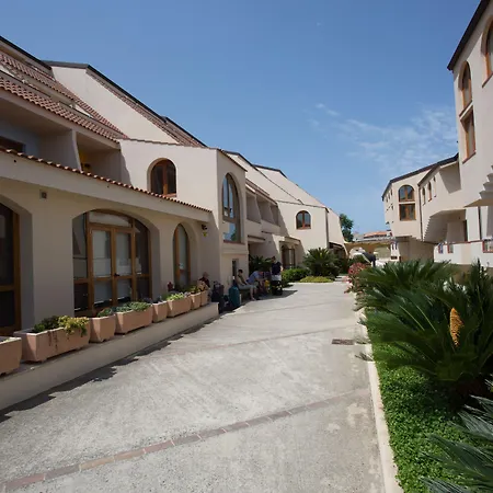 Tropis Hotel-2