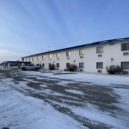 Dakota Inn Fargo-3