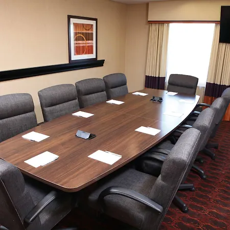 Hampton Inn & Suites Fargo Medical Center-2