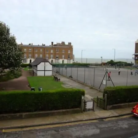 Spencer Court-2