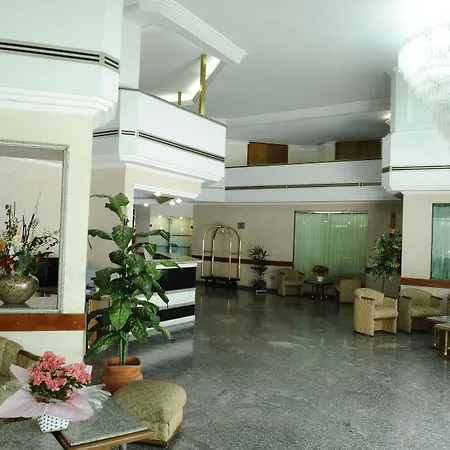 Hotel Augusta Boulevard-2