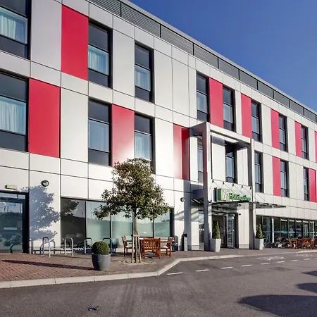Holiday Inn London Luton Airport By Ihg-3