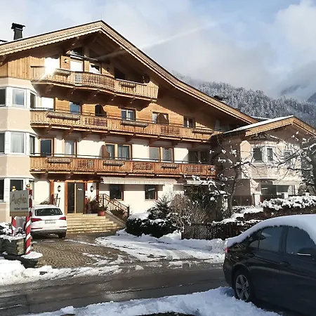 Apart Austria-2