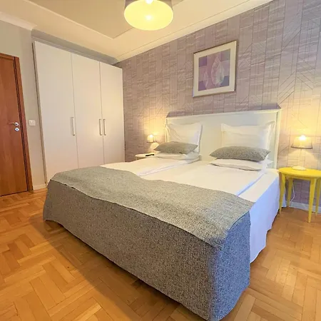 Dunav Apartment House-3