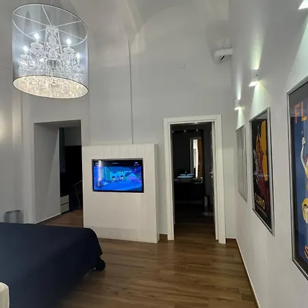 Tropicana Room-3