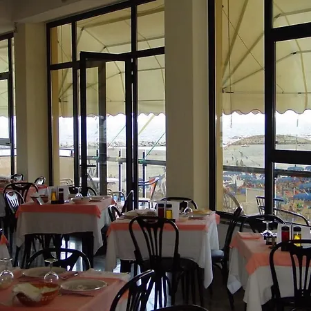 Hotel Baia-3