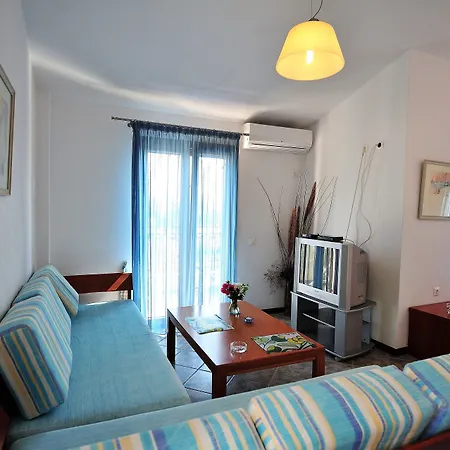 Eye Q Resort Seaview-3