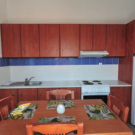 Eye Q Resort Seaview-3