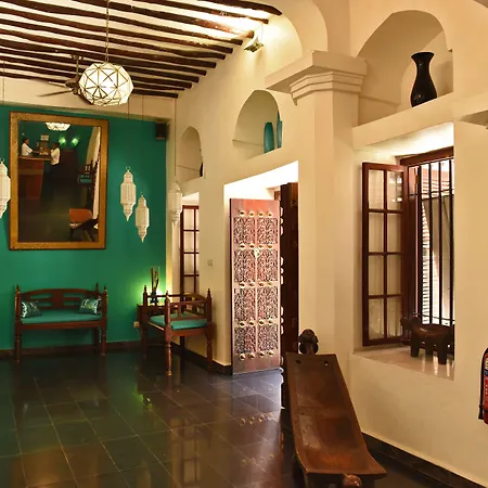 Maru Maru Hotel-2