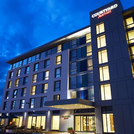 Courtyard By Marriott Aberdeen Airport-3