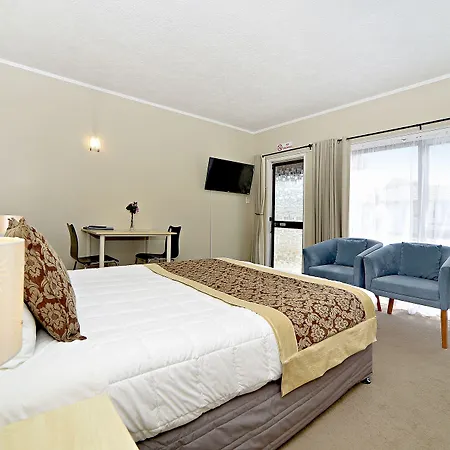 Takapuna Motor Lodge-3