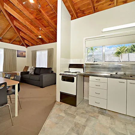 Takapuna Motor Lodge-3