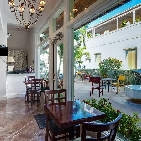 Palm Beach Historic Inn-3