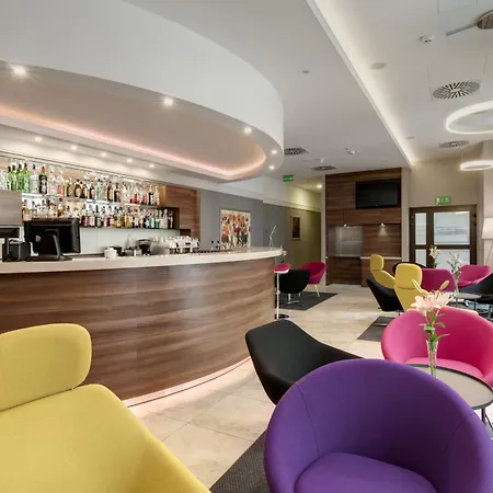 Golden Tulip Krakow City Center-3