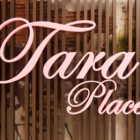 Tara Place Hotel Bangkok-2