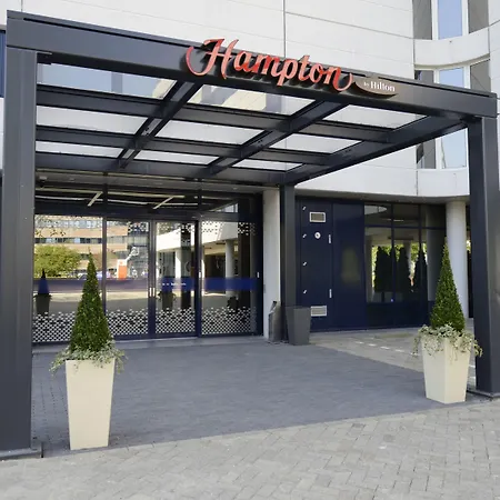 Hampton By Hilton Amsterdam Airport Schiphol-3