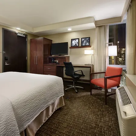 Courtyard By Marriott Times Square West-3