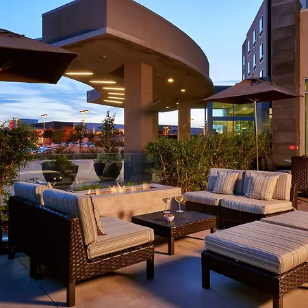 Courtyard By Marriott San Jose North/ Silicon Valley-2