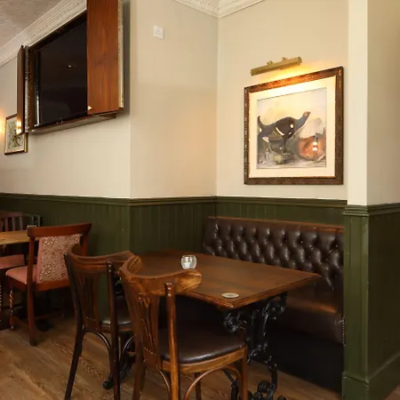 The Avenue-3