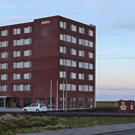 Aurora Hotel At Reykjavik-Keflavik Airport Terminal Kef-2