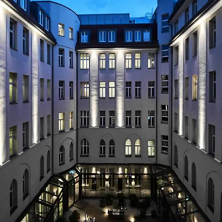 Roomers Berlin Steinplatz, Autograph Collection-2