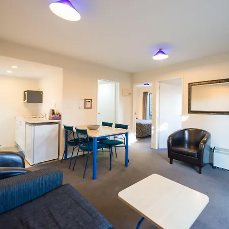 Annabelle Court Motel-2