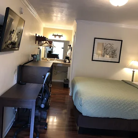 Lombard Plaza Motel-2