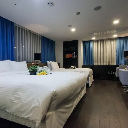 Hotel Pharos-2