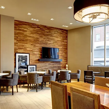 Hampton Inn Brooklyn Downtown-3