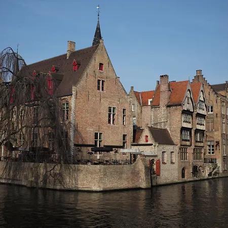 B&B Saint-Sauveur Bruges-3