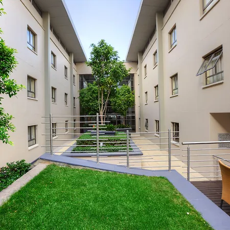 City Lodge Hotel At Or Tambo International Airport-3