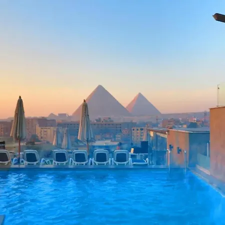 Pyramid Front Hotel-3