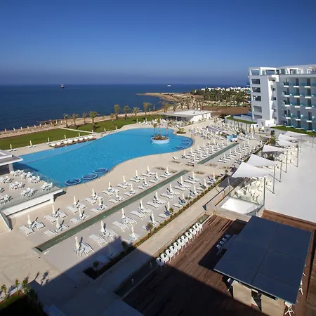 King Evelthon Beach Hotel & Resort-3