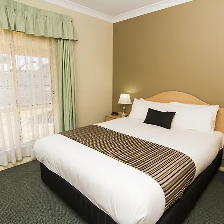 Green Gables Motel-2