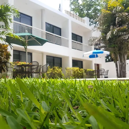 Hotel Holly-3