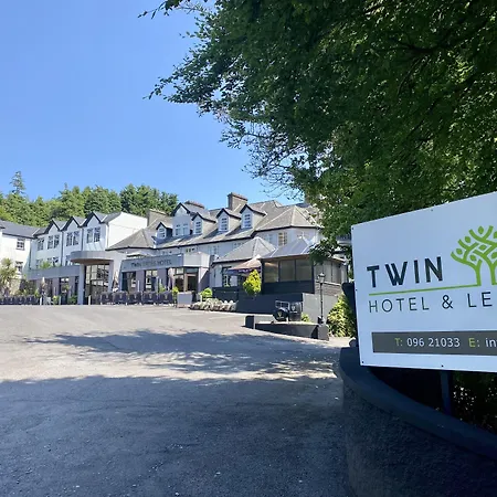 Twin Trees Hotel&Brusna Falls Leisure-3