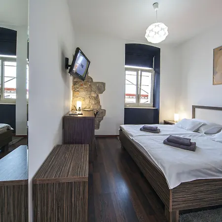 Marmontova Luxury Rooms-2