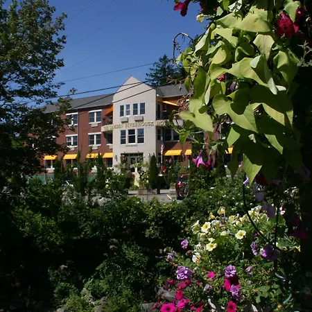 Camden Riverhouse Hotel And Inn-3