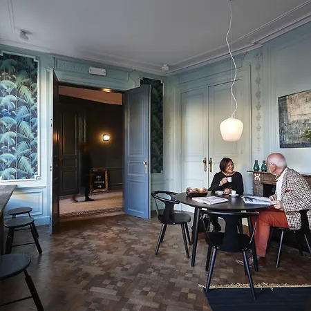 Hotel Monsieur Ernest-2