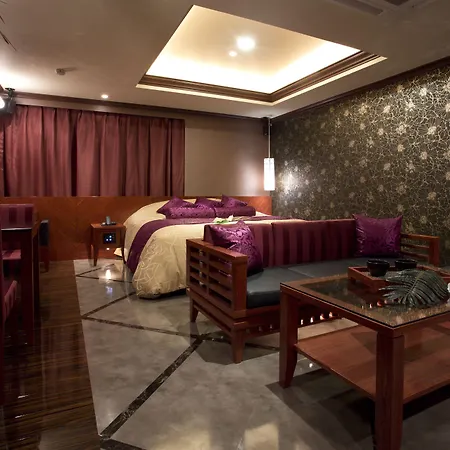 Hotel And Spa Lotus Modern (Adults Only)-3