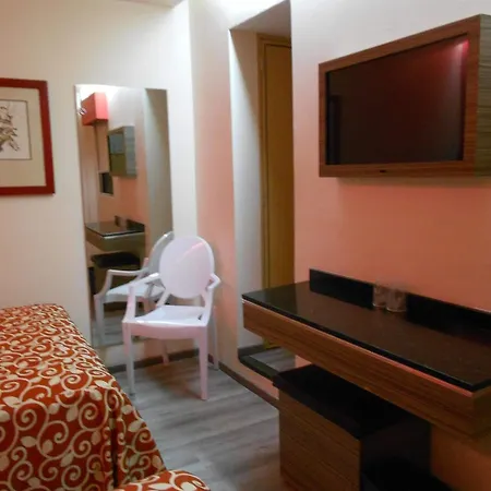 Hotel Dharma-2